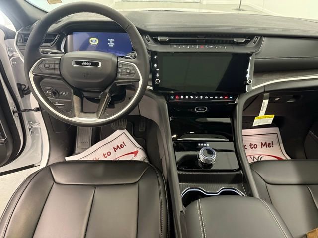 New 2026 Jeep Grand Cherokee Limited image 17