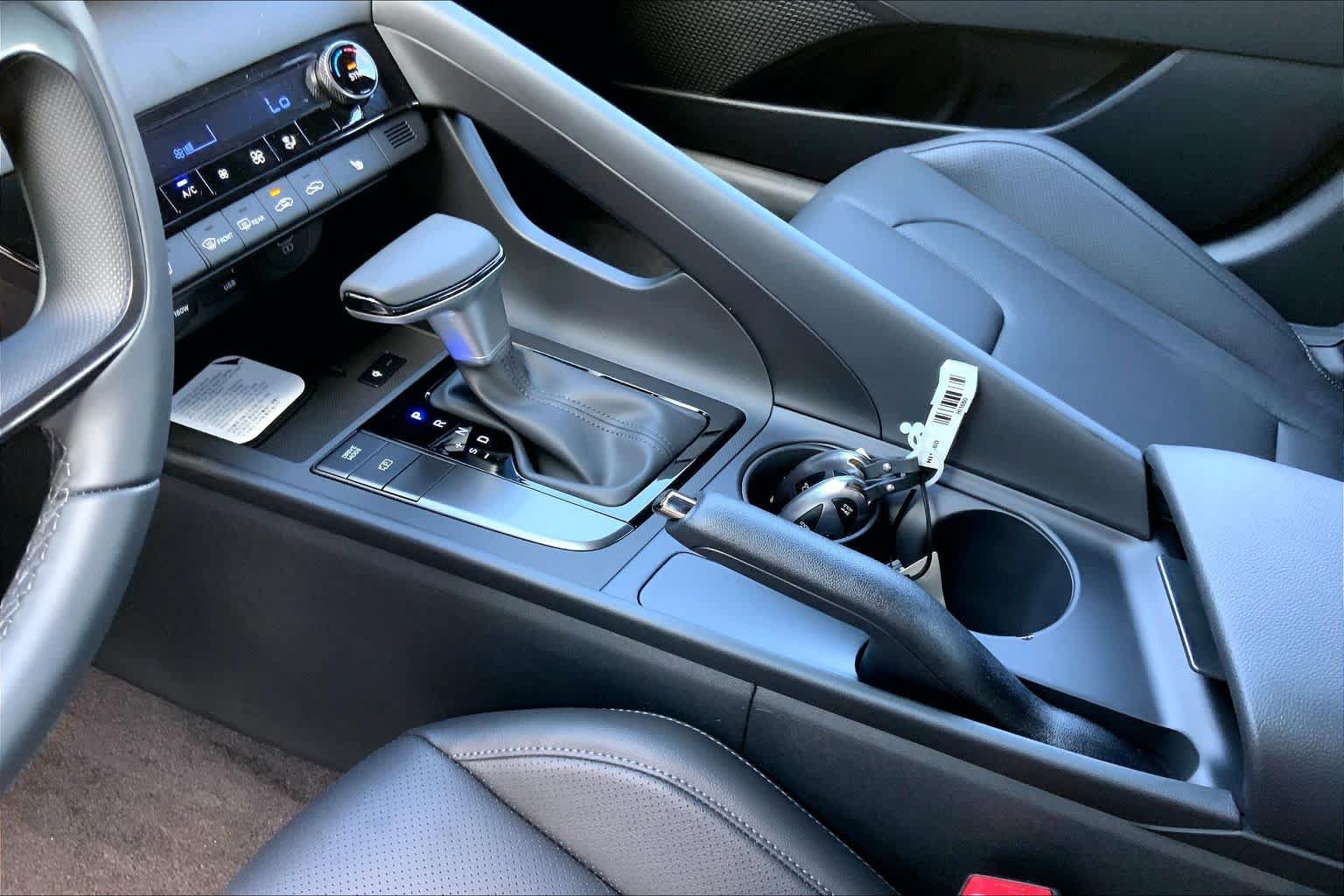 New 2026 Hyundai Elantra SEL Sport FWD image 8