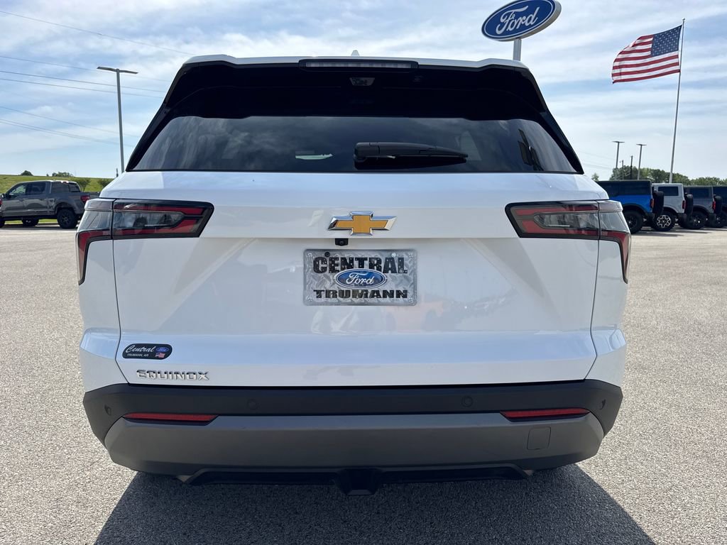 Used 2025 Chevrolet Equinox LT w/ Convenience Package II FWD image 5