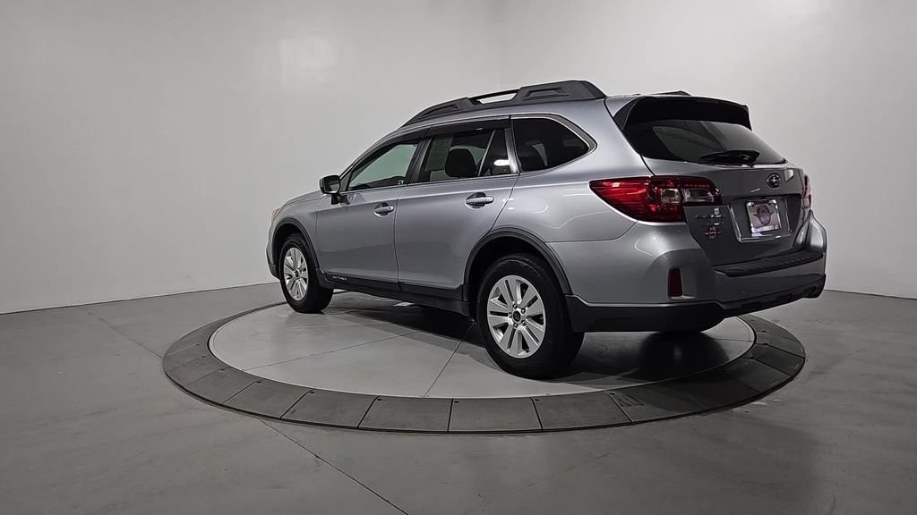 Used 2015 Subaru Outback 2.5i Premium AWD/4WD image 3