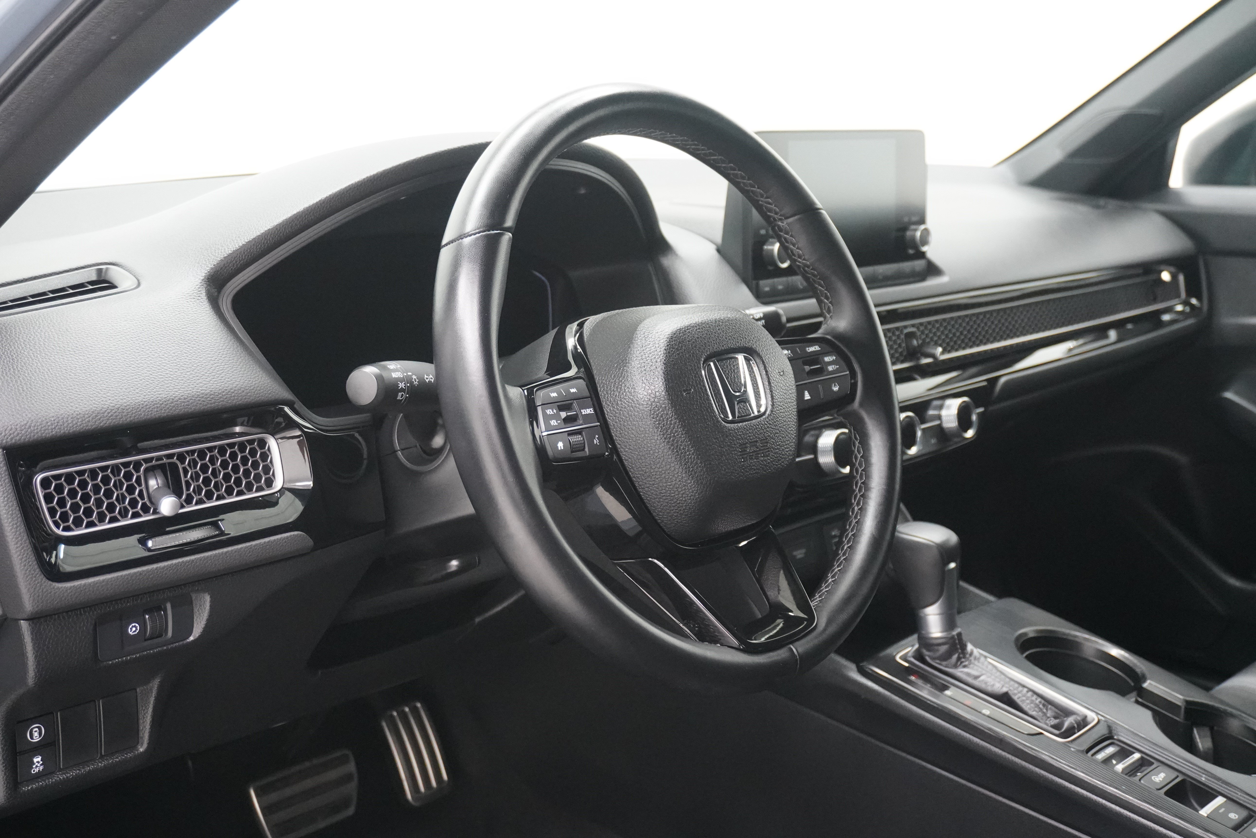Used 2024 Honda Civic Sport image 10