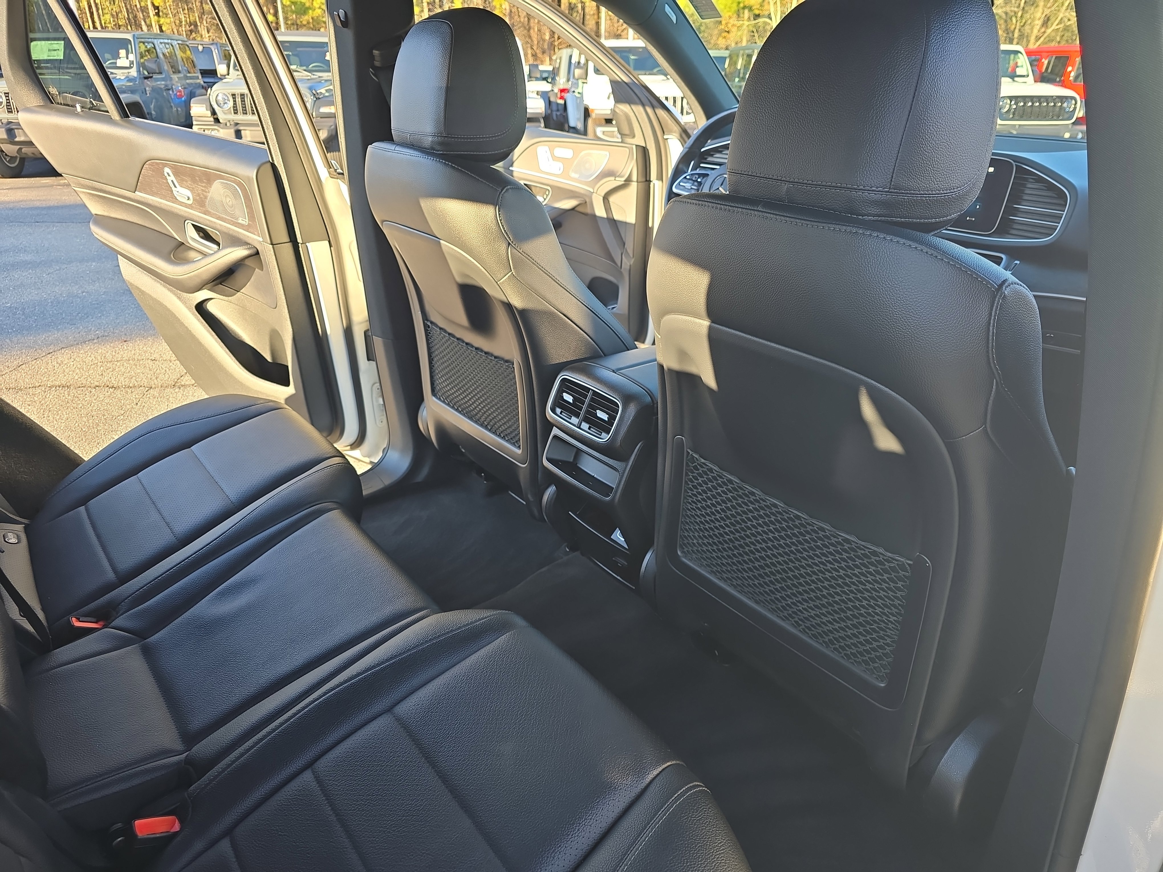 Used 2022 Mercedes-Benz GLE 350 4MATIC image 11