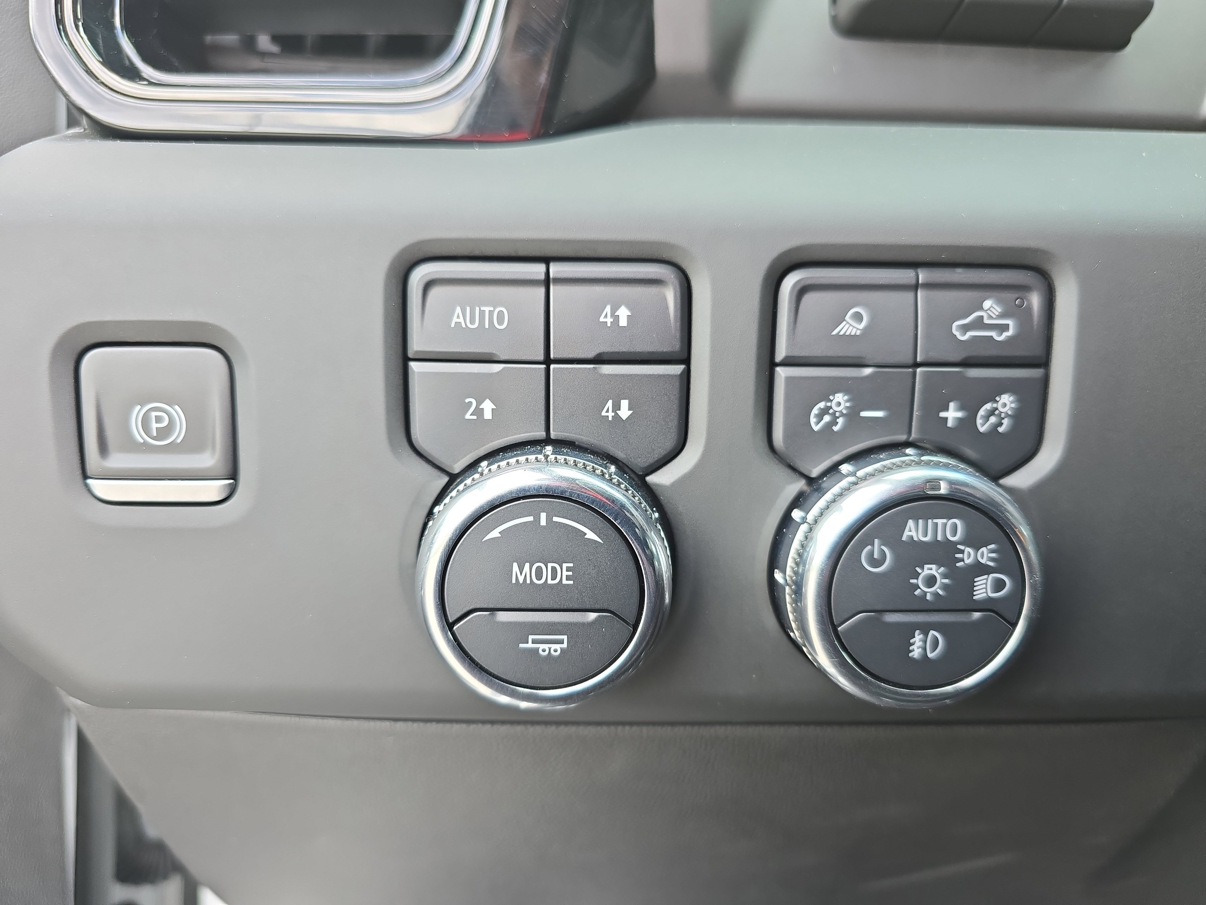 Used 2023 GMC Sierra 1500 AT4 w/ AT4 Premium Package AWD/4WD image 23