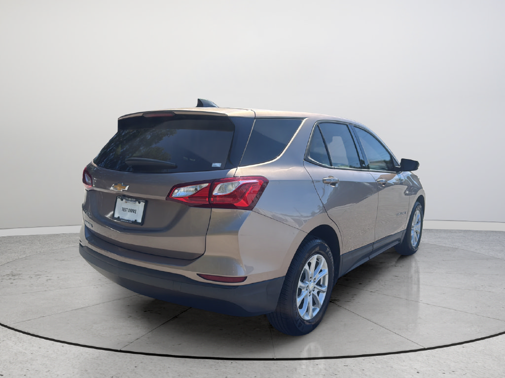 Certified 2019 Chevrolet Equinox LS w/ LS Convenience Package FWD image 6