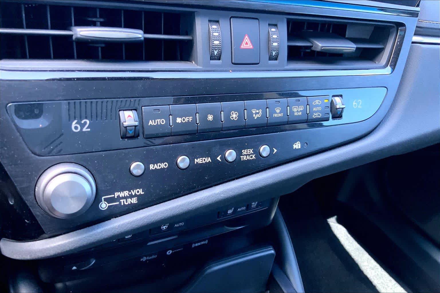 Used 2022 Lexus ES 350 w/ Premium Package FWD image 31