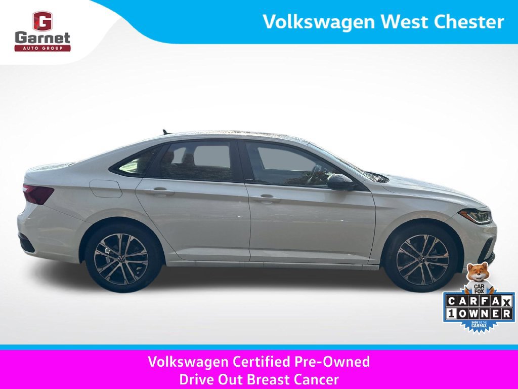 Used 2025 Volkswagen Jetta Sport FWD image 7