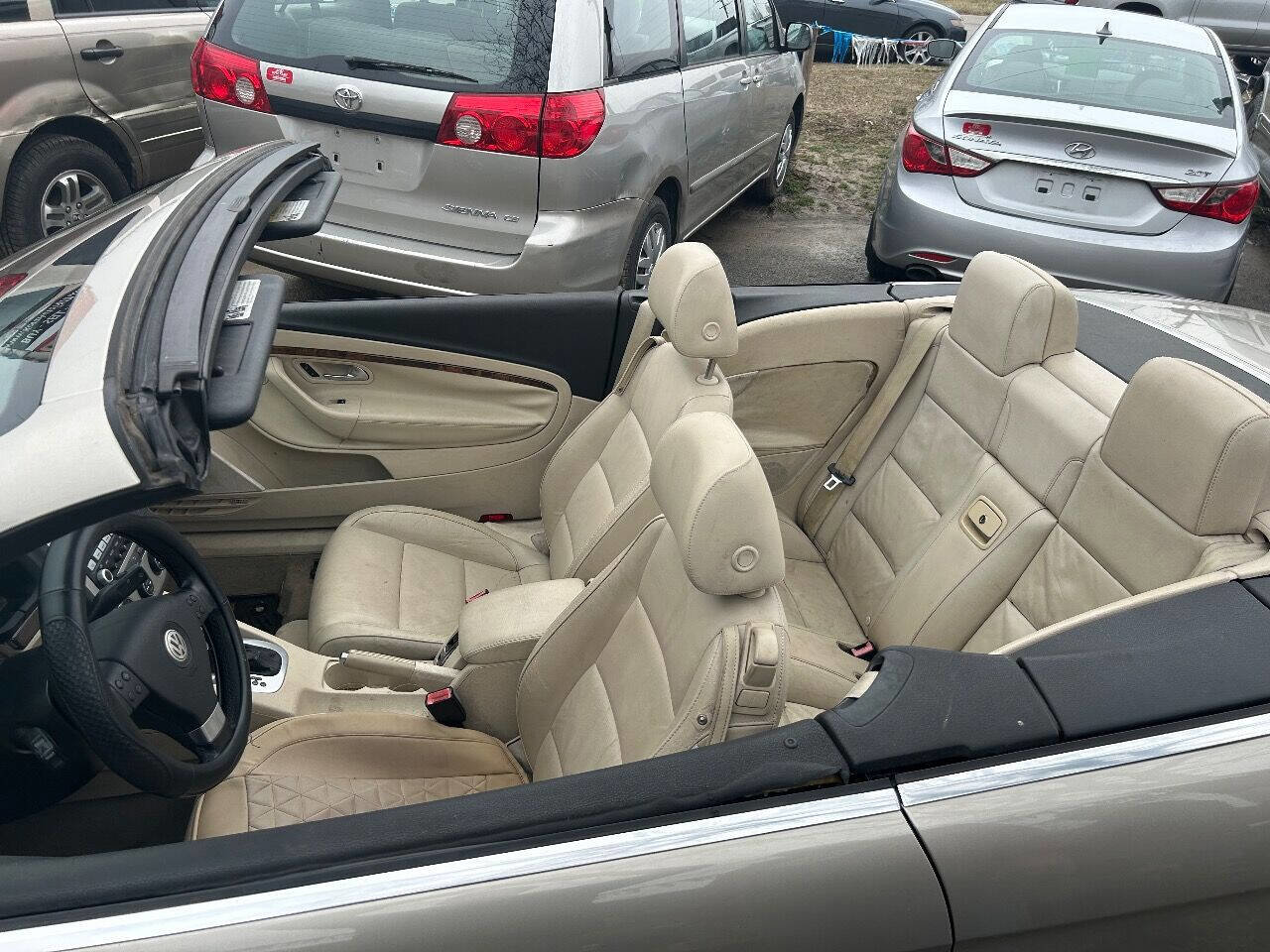 Used 2007 Volkswagen Eos 2.0T FWD image 9
