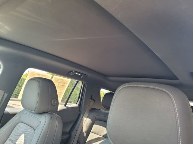 Used 2025 Chevrolet Equinox LT FWD image 8