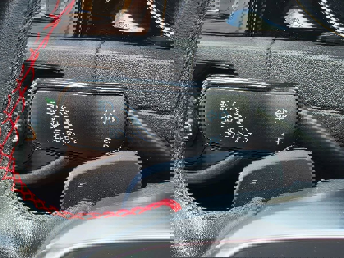 Used 2021 Volkswagen GTI SE image 45