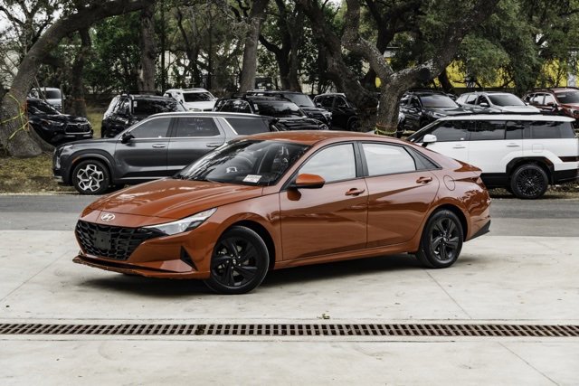 Certified 2023 Hyundai Elantra SEL