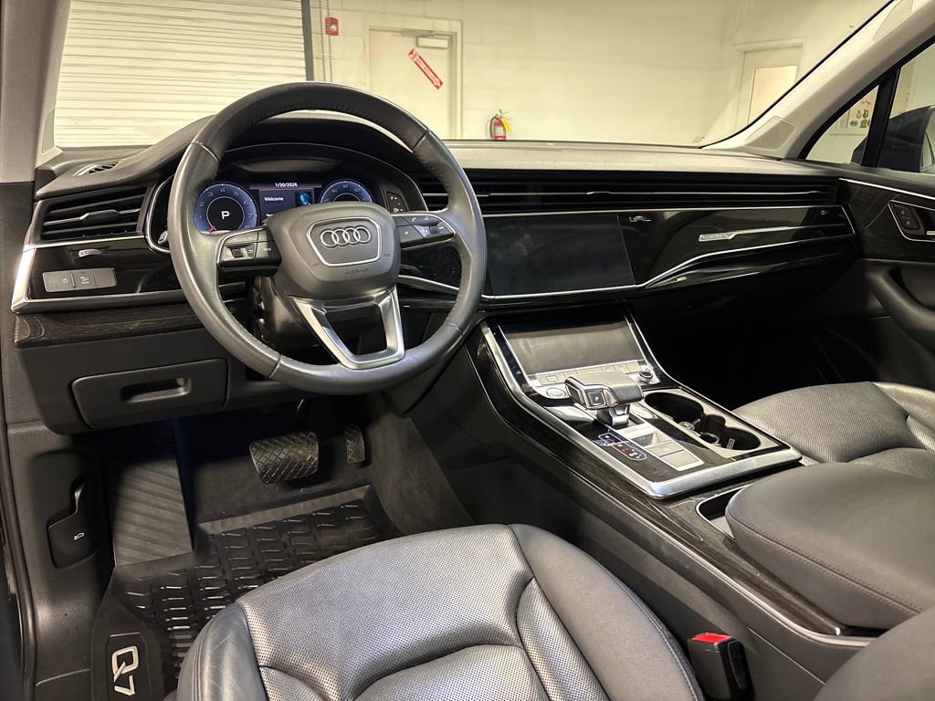 Used 2020 Audi Q7 3.0T Premium Plus w/ Premium Plus Package image 28