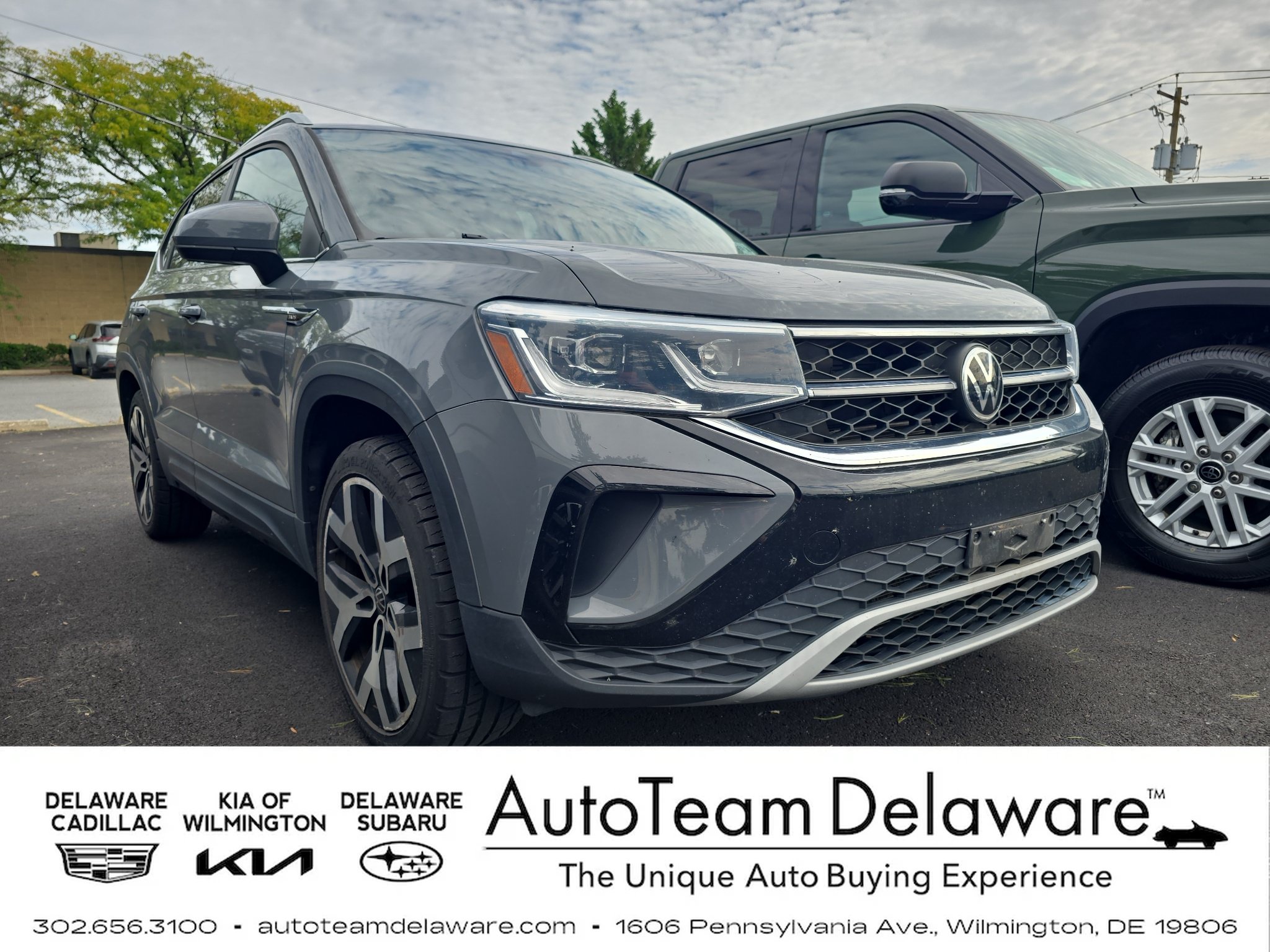 Used 2022 Volkswagen Taos SEL AWD/4WD image 1