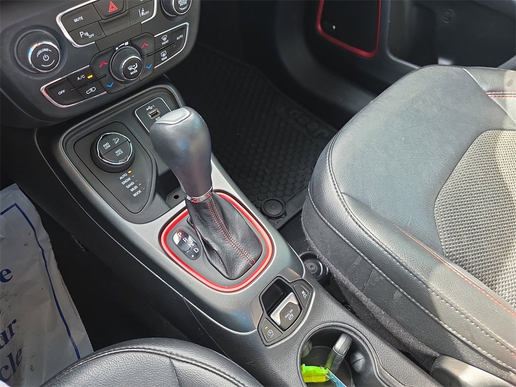 Used 2020 Jeep Compass Trailhawk w/ Advanced Safety Group image 31