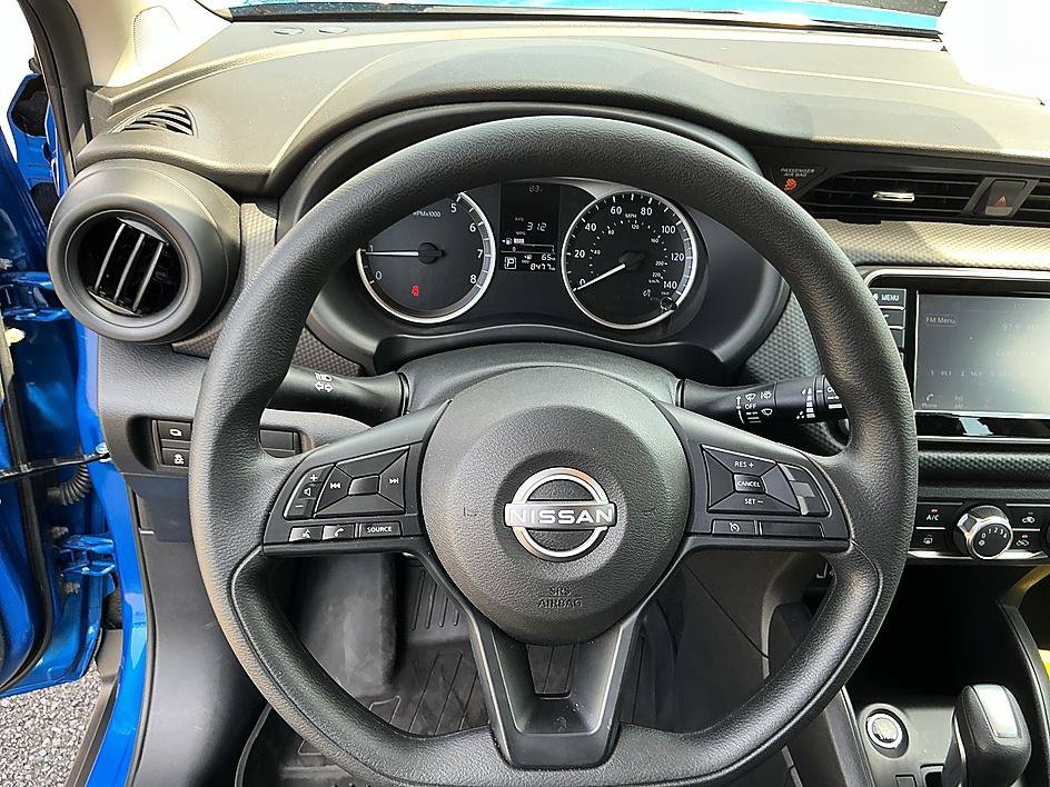 Used 2025 Nissan Kicks Play S FWD image 15