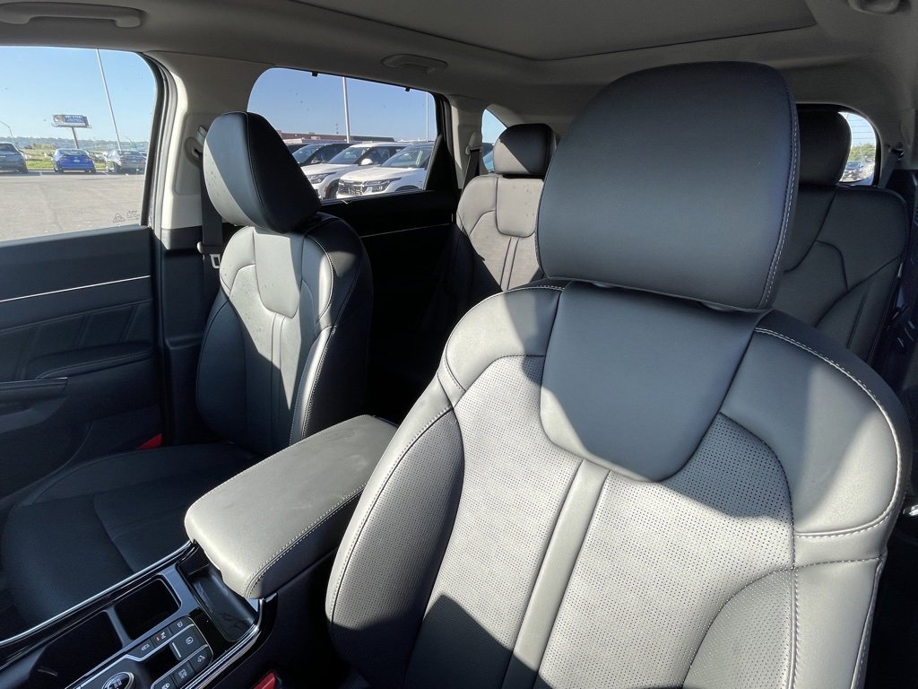 New 2026 Kia Sorento SX image 21