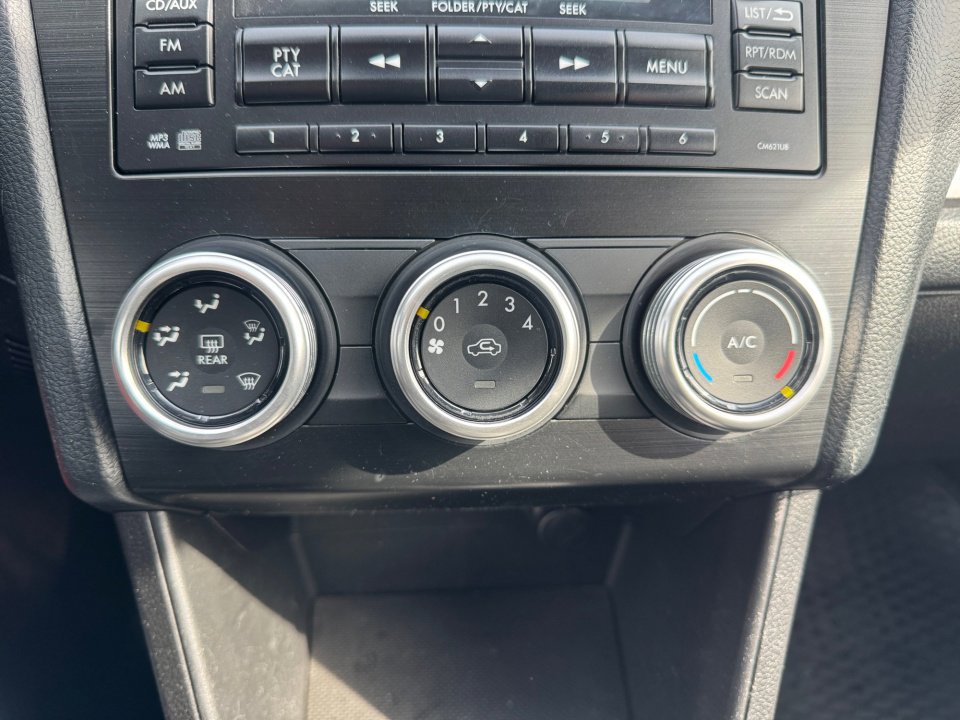 Used 2013 Subaru Crosstrek 2.0i Premium w/ Popular Pkg 2 image 21