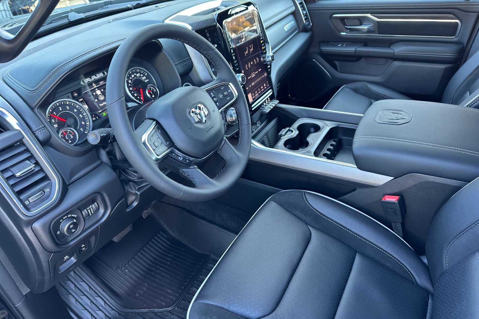 New 2027 RAM 1500 Laramie AWD/4WD image 10