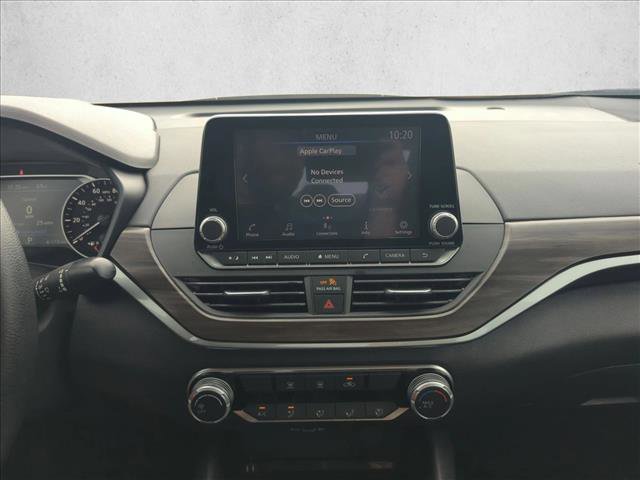 Used 2024 Nissan Altima 2.5 SV image 13