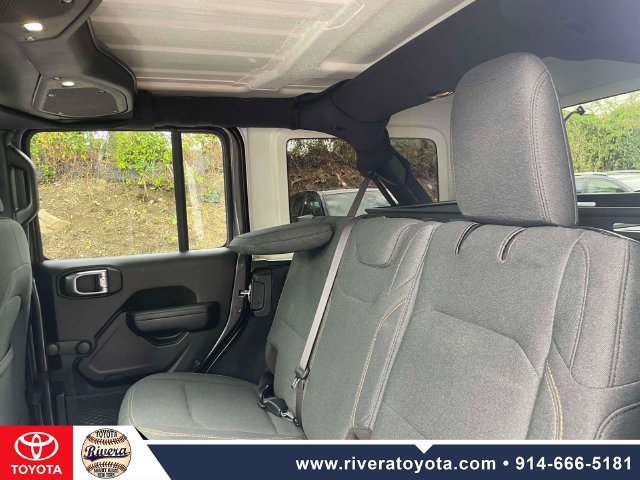 Used 2024 Jeep Wrangler Unlimited Sport AWD/4WD image 14