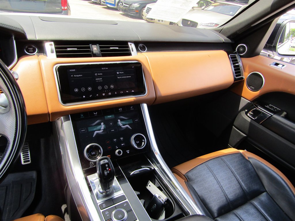 Used 2019 Land Rover Range Rover Sport HSE Dynamic AWD/4WD image 13
