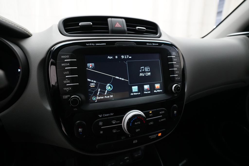 Used 2016 Kia Soul + w/ Primo Package image 6