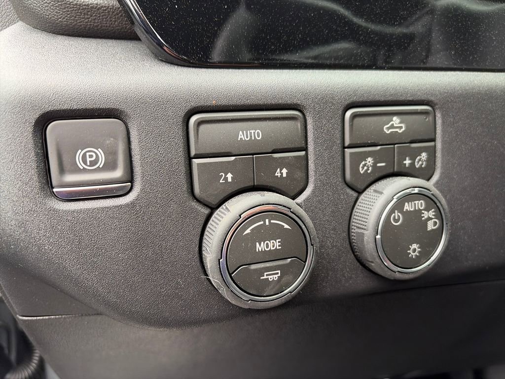 New 2026 Chevrolet Silverado 1500 LT AWD/4WD image 16