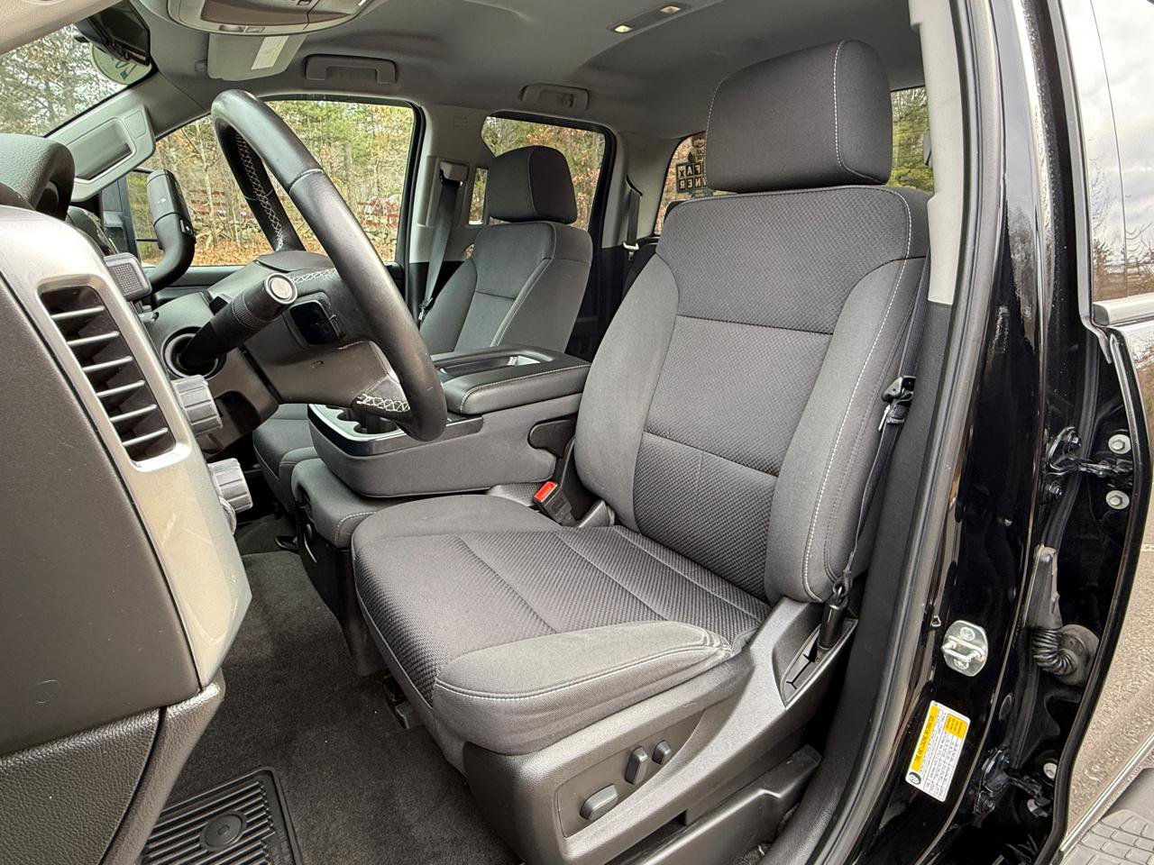 Used 2018 Chevrolet Silverado 2500 LT w/ LT Convenience Package image 12