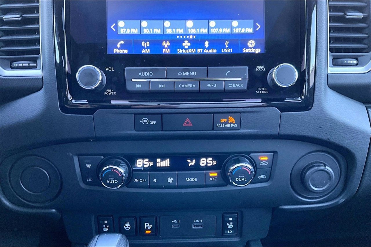 Used 2024 Nissan Frontier SL w/ Technology Package image 17