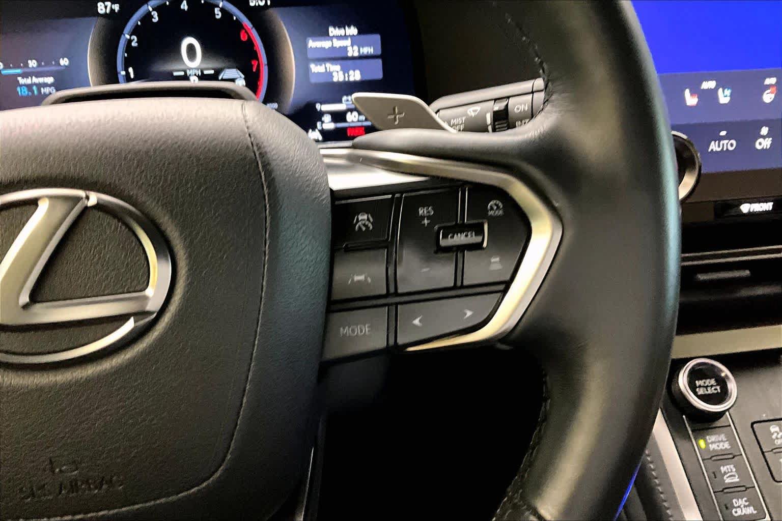 Used 2024 Lexus GX 550 AWD/4WD image 24