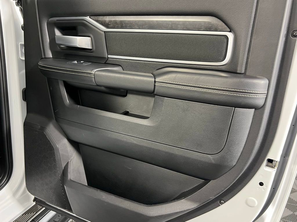 Used 2024 RAM 2500 Big Horn w/ Bed Utility Group image 27