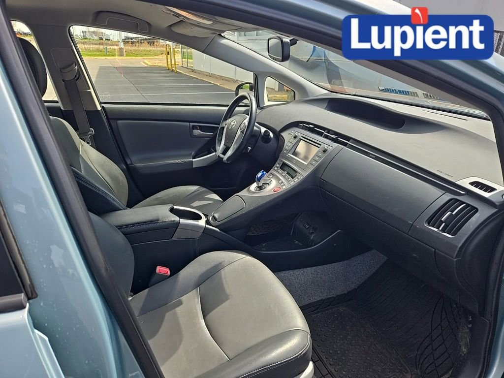 Used 2013 Toyota Prius Four FWD image 15