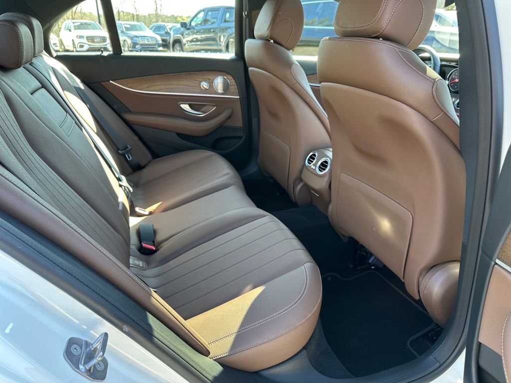 Used 2018 Mercedes-Benz E 400 E 400 image 33