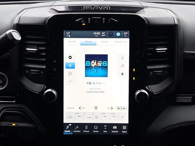 Used 2024 RAM 3500 Limited image 14