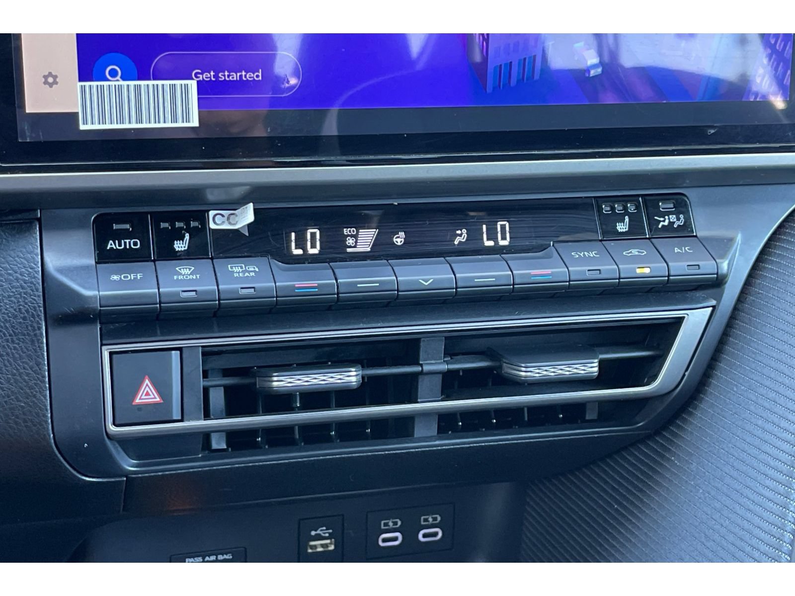 Used 2025 Toyota Camry SE w/ Multimedia Upgrade Package FWD image 28