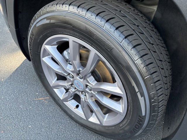 Used 2024 GMC Terrain SLT image 35