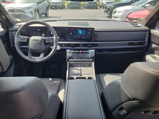 Used 2025 Hyundai Santa Fe Calligraphy FWD image 2