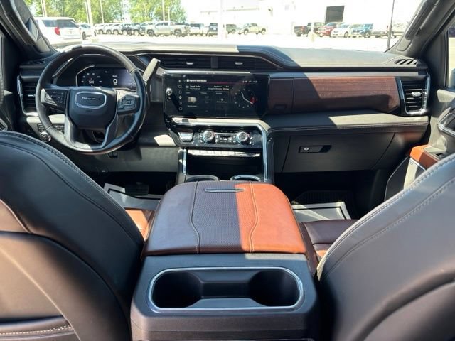 Certified 2024 GMC Sierra 3500 Denali Ultimate AWD/4WD image 22