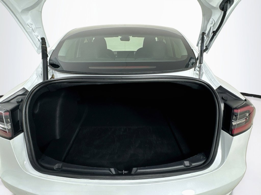 Used 2023 Tesla Model 3 Standard Range RWD image 32