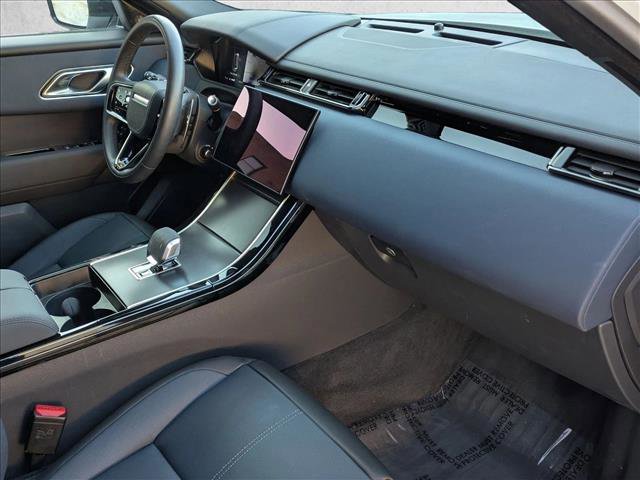 Certified 2026 Land Rover Range Rover Velar Dynamic SE image 23