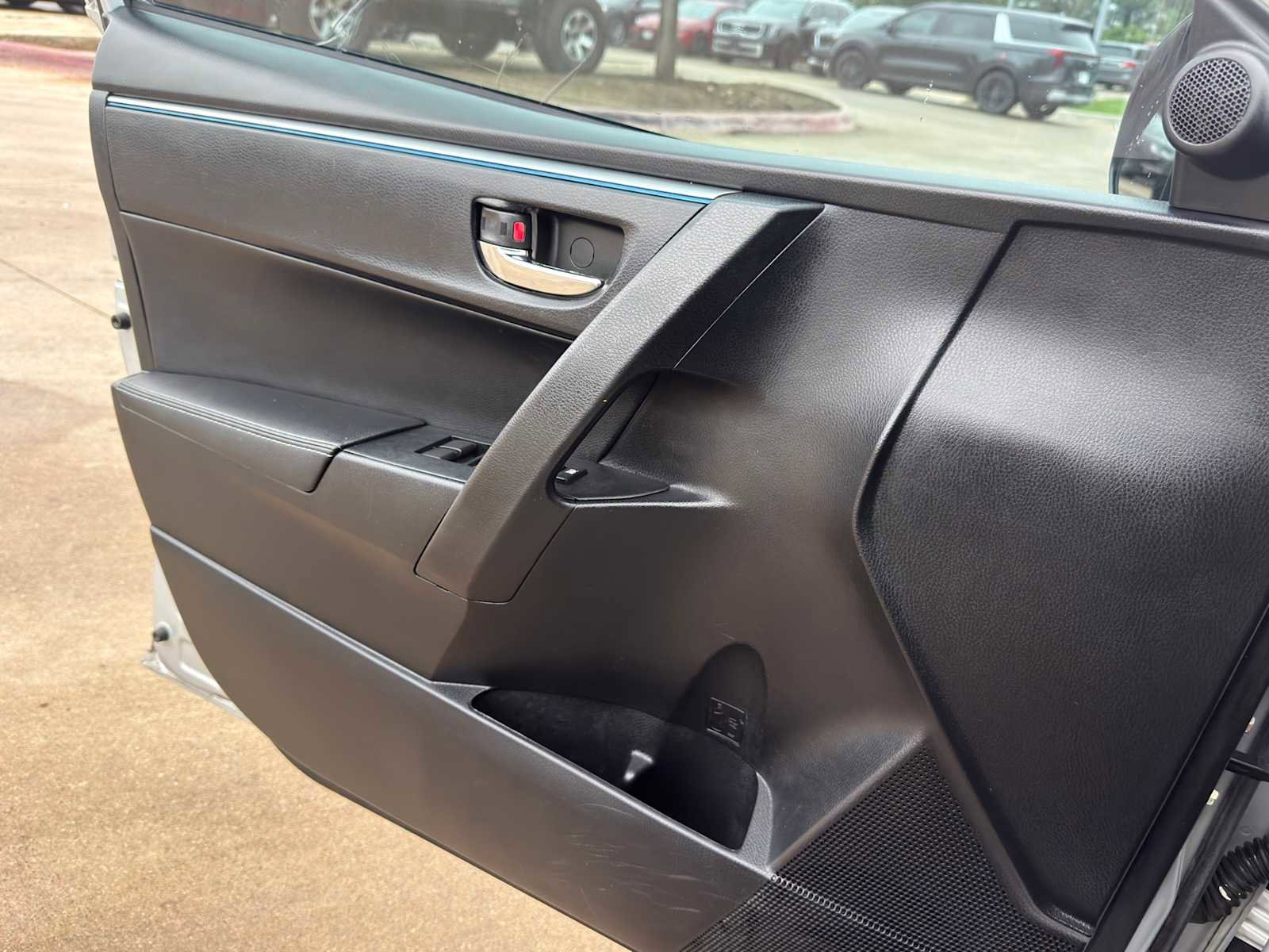 Used 2014 Toyota Corolla S FWD image 22
