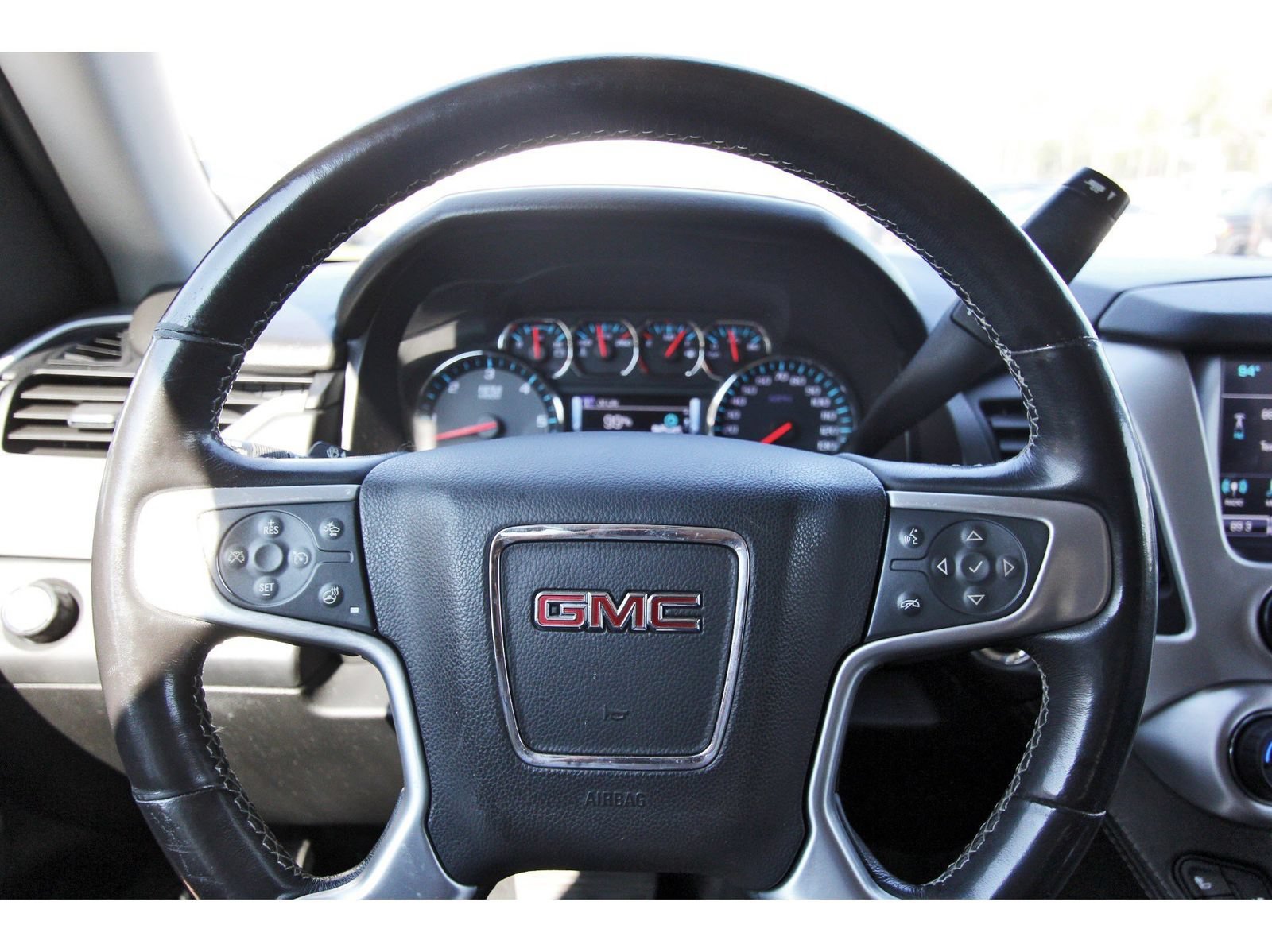 Used 2020 GMC Yukon SLT w/ Open Road Package RWD image 15