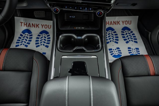 New 2026 Chevrolet Traverse RS w/ LPO, Floor Liner Package image 30