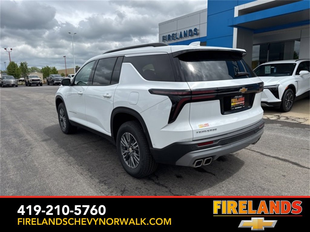 New 2025 Chevrolet Traverse LT w/ Enhanced Driving Package image 7
