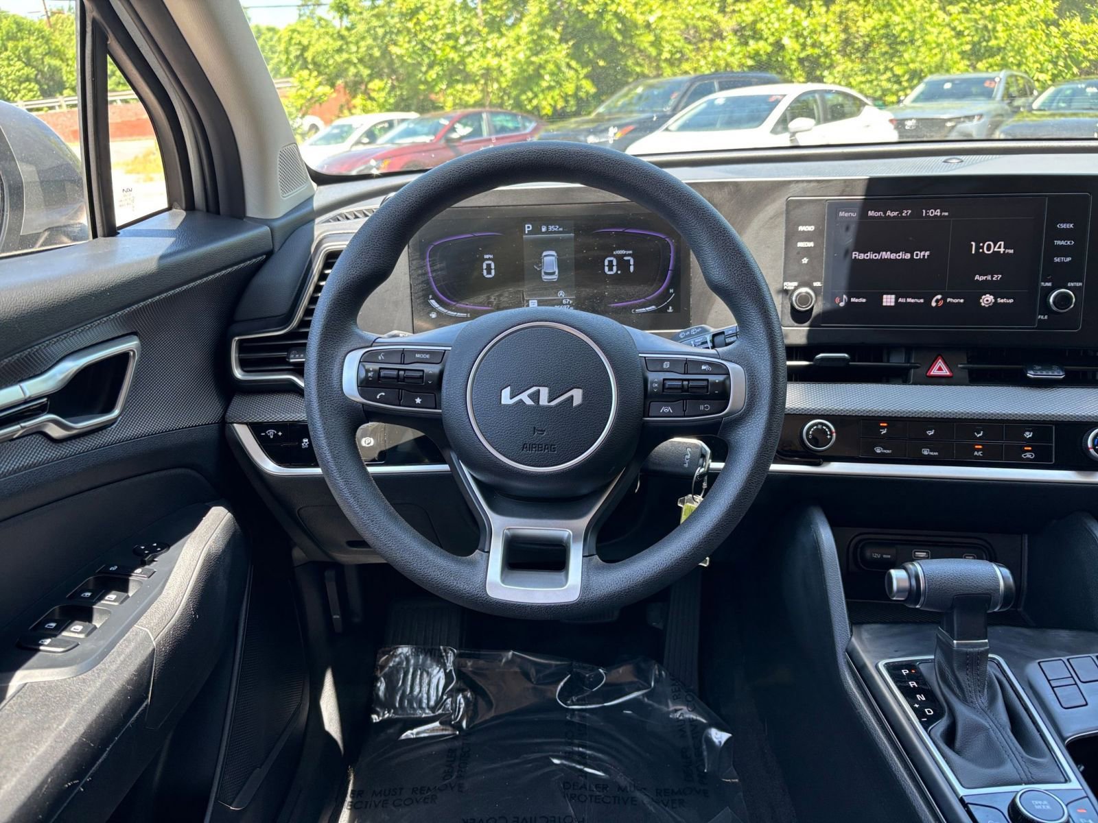 Used 2025 Kia Sportage LX FWD image 32