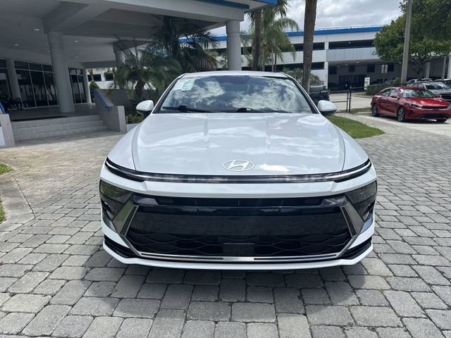 Used 2025 Hyundai Sonata SEL FWD image 17