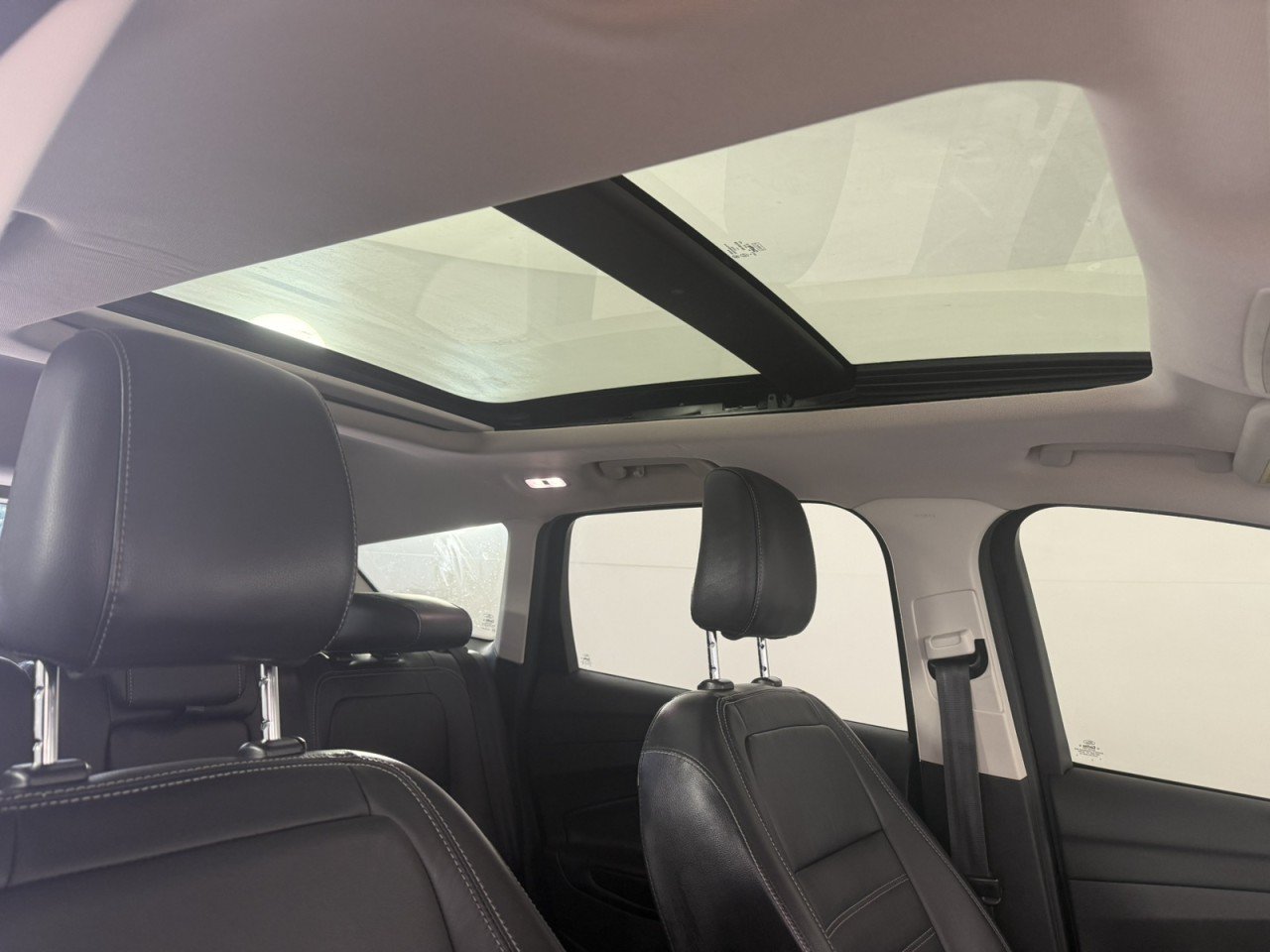 Used 2019 Ford Escape Titanium AWD/4WD image 13