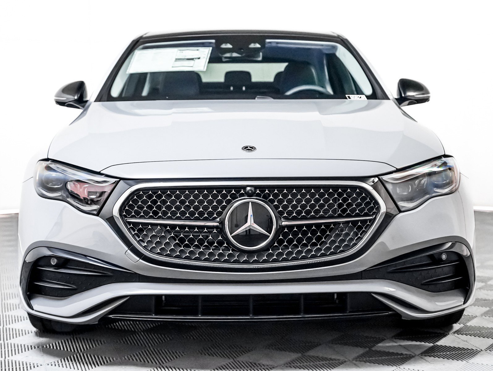 New 2026 Mercedes-Benz E 450 4MATIC Sedan image 9