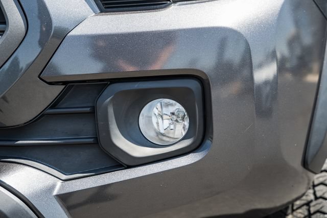 Used 2020 Toyota Tacoma TRD Off-Road AWD/4WD image 13