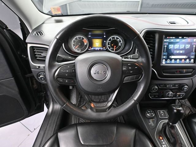 Used 2022 Jeep Cherokee Trailhawk image 25