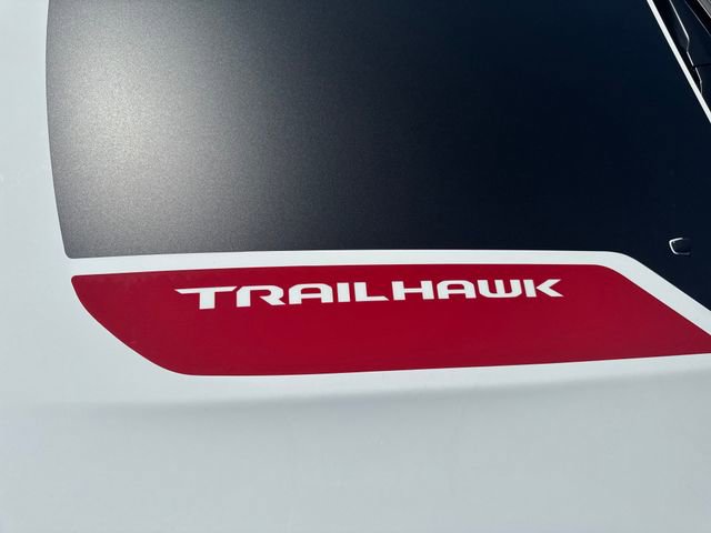 New 2026 Jeep Compass Trailhawk w/ Sun, Sound & Navigation Group image 19